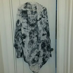 Black & White Tie Dye Kimono Wrap