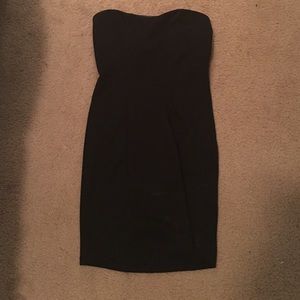 Sexy strapless LBD Bundle!!