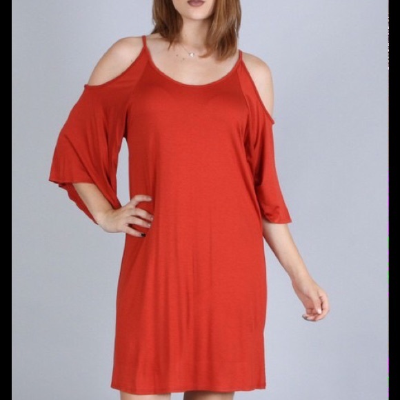 Dresses & Skirts - 🌹🌹🌹FASHION COLD SHOULDER DRESS 🌹