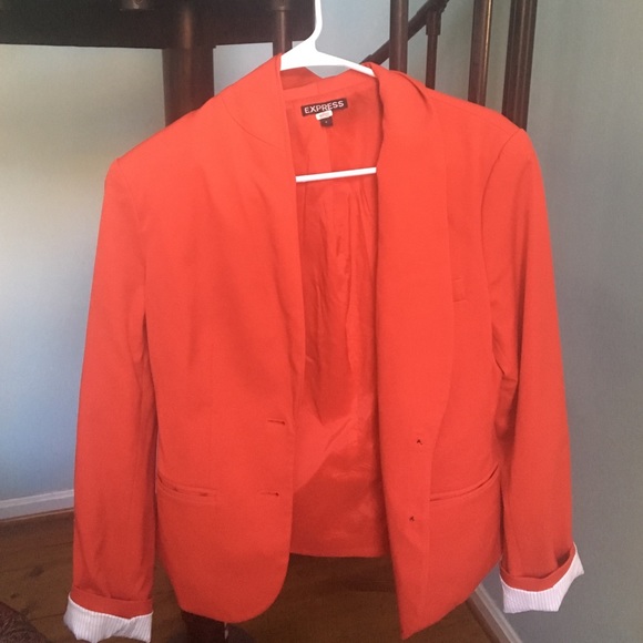 Red express blazer
