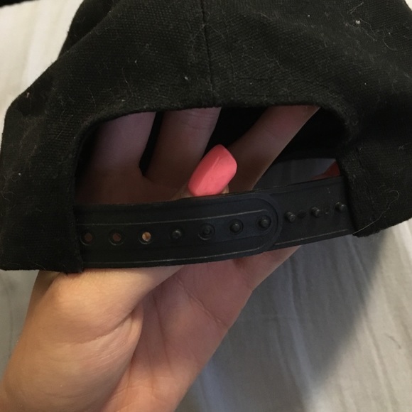 'MEOW' SnapBack - Picture 3 of 3