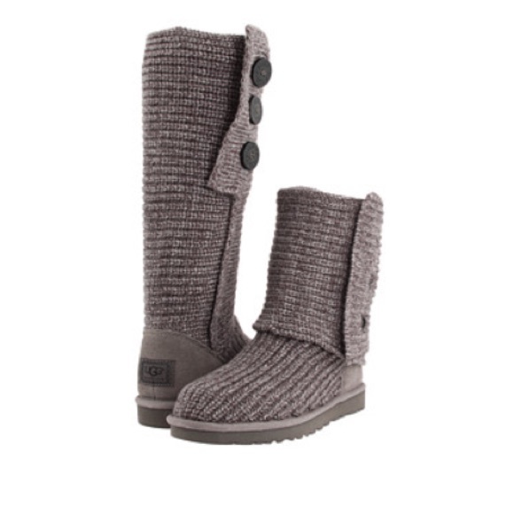UGG classic cardy (sweater) boots