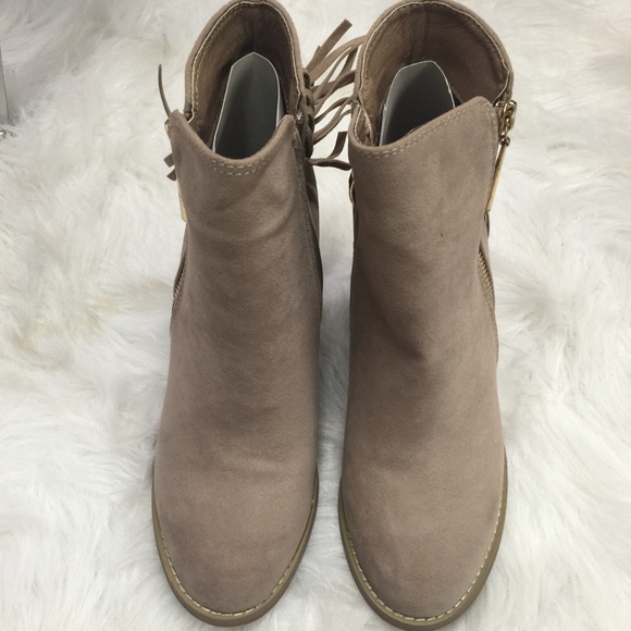 Fringe Booties - Picture 2 of 4