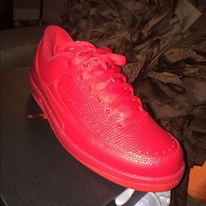 Jordan 2 low university red