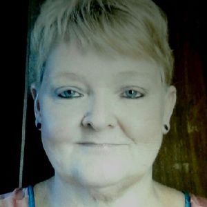 Meet your Posher, Stacey