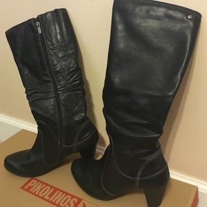 Authentic pikolinos leather boots