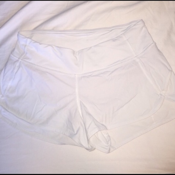 Lululemon speed shorts white size 8 NWOT