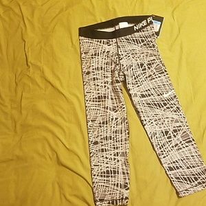Women's Nike Pro Training Capris