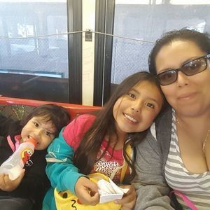 Meet your Posher, Ana