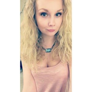 Meet your Posher, Melissa