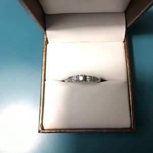 White Gold Diamond ring with hearts
