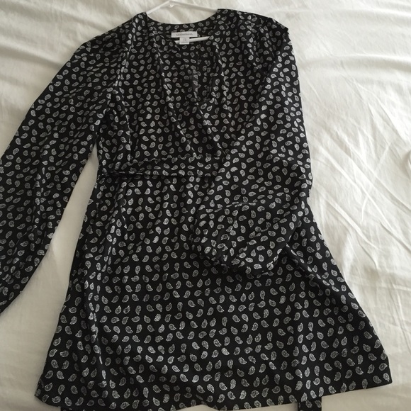 Motherhood maternity tunic blouse size M