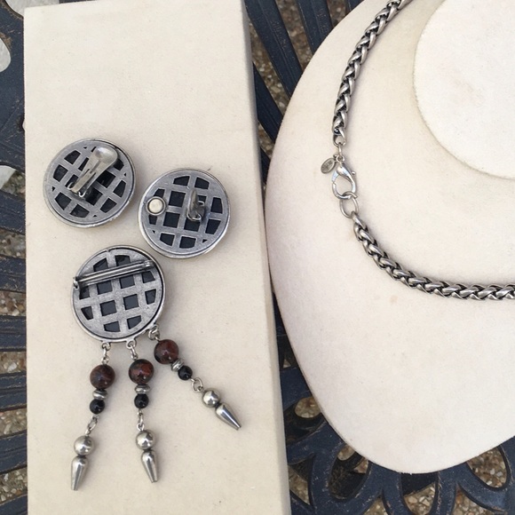 Necklace, Earrings & Pin - Picture 3 of 4