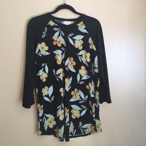 LuLaRoe Randy Tee 2XL