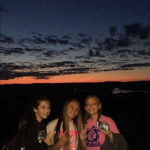 Meet your Posher, Bri