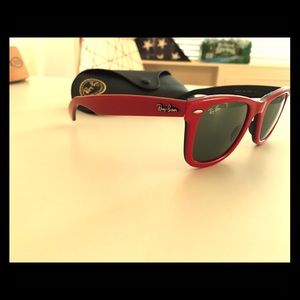 Rayban wayfarer sunglasses