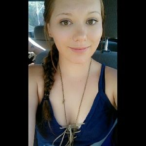 Meet your Posher, Abby