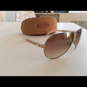 Tods sunglasses. Barely worn.