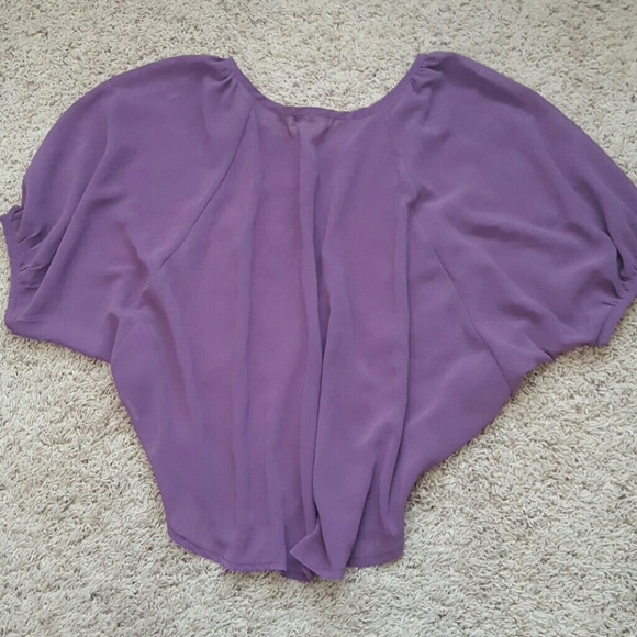 Lavander blouse - Picture 4 of 4