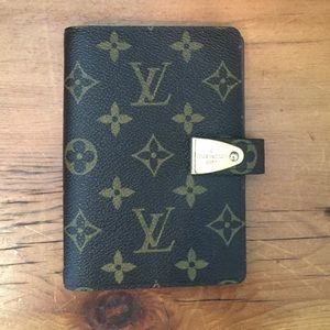 Daily planner (comes with address book)