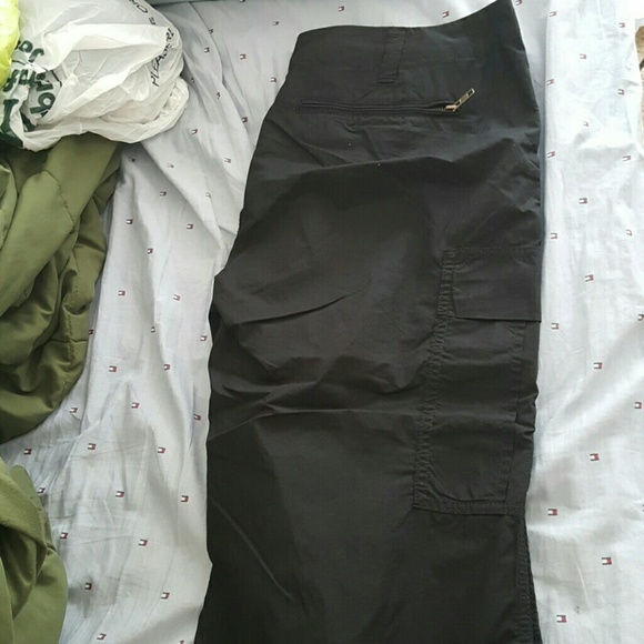 Capri by Express - Picture 3 of 4