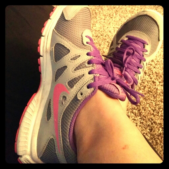*Sold*Cute Nike's