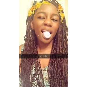 Meet your Posher, Joyce