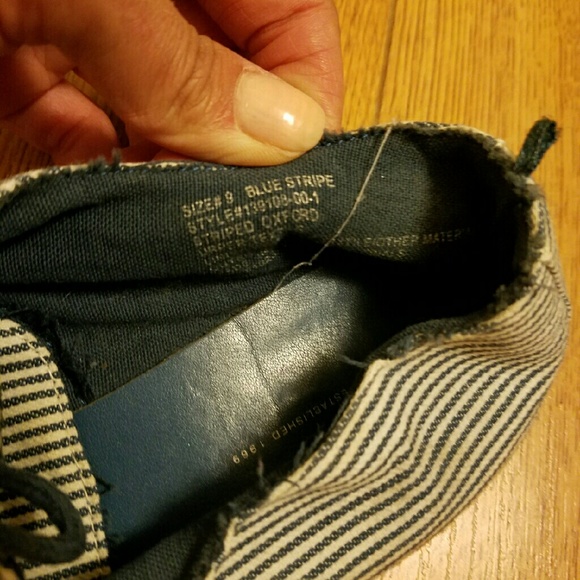 Shoes - Picture 3 of 3