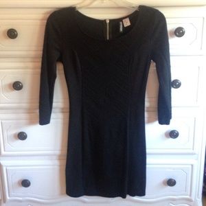 Tight black H&M dress