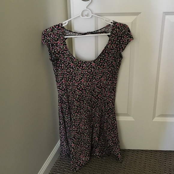 American Eagle floral t-shirt dress