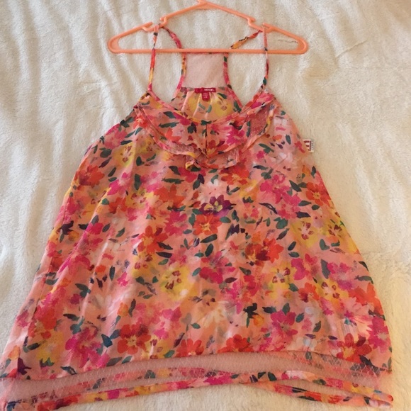 Floral tank