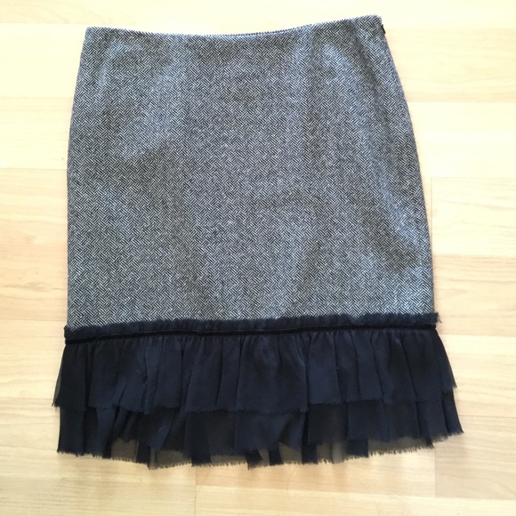 Laundry  skirt size 4