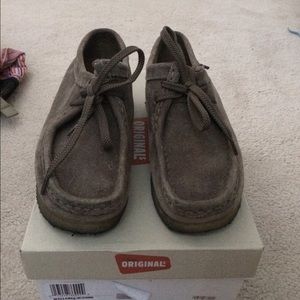 Taupe Wallabees women's worn twice