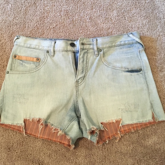 Free people cut off denim shorts - Size 28
