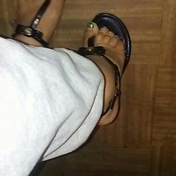 Sandals - Picture 2 of 4