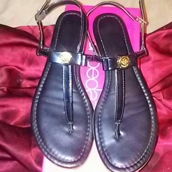 Sandals - Picture 3 of 4