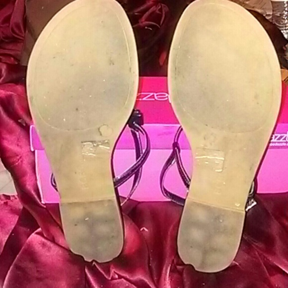 Sandals - Picture 4 of 4