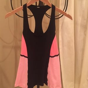 Lululemon racerback coral and black block tank, 8