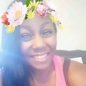 Meet your Posher, Lashae