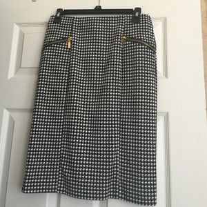 Houndstooth Alfani skirt