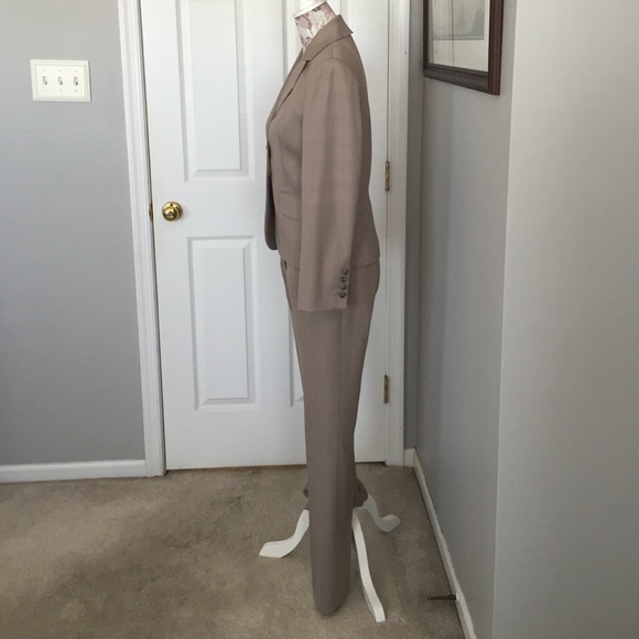 SOLD locally Ann Taylor 2 Piece Suit - Picture 2 of 4