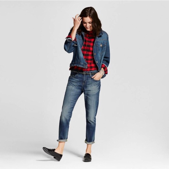 Sold 💕 Mossimo Boyfriend Crop Mid-Rise Jeans