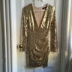 Glitzy hold sequin plunge neck long sl mini dress