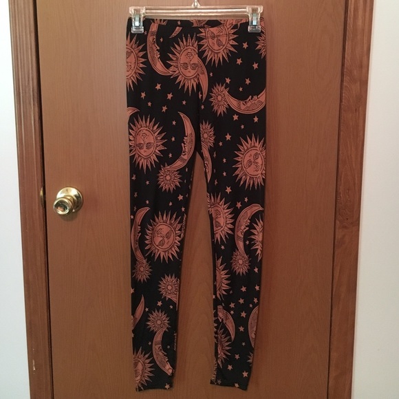 Sun and Moon leggings