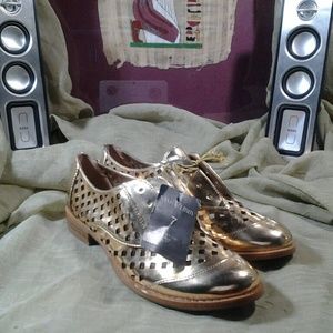 Sam & Libby Justine Perforated Oxfords