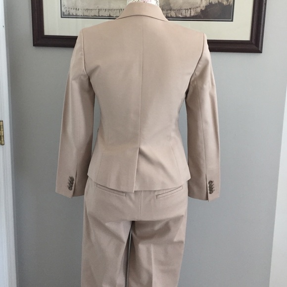SOLD locally Ann Taylor Pant Suit - separates too! - Picture 4 of 4