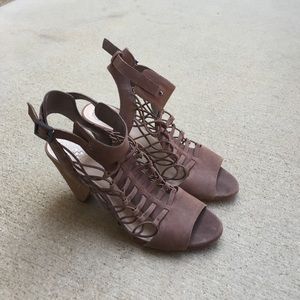 Vince Camuto heel
