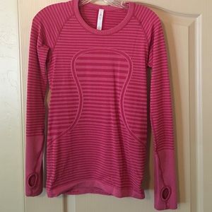 Lululemon women's top size six