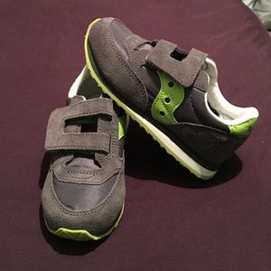 NWOT toddler boy saucony's