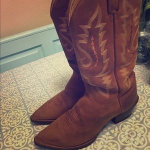 Justin cowboy boots